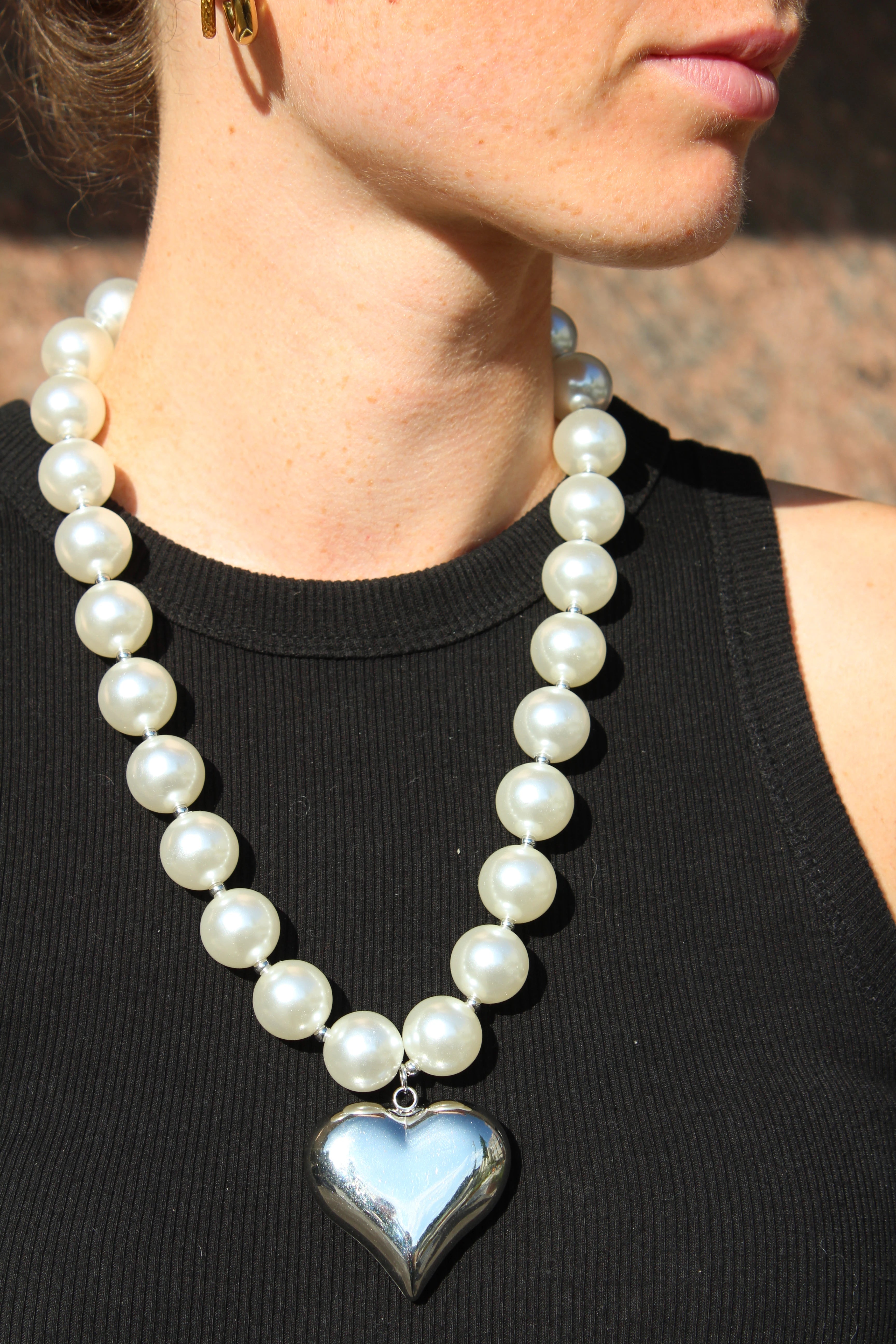 Sweetheart Pearl - Necklace - Stainless Steel